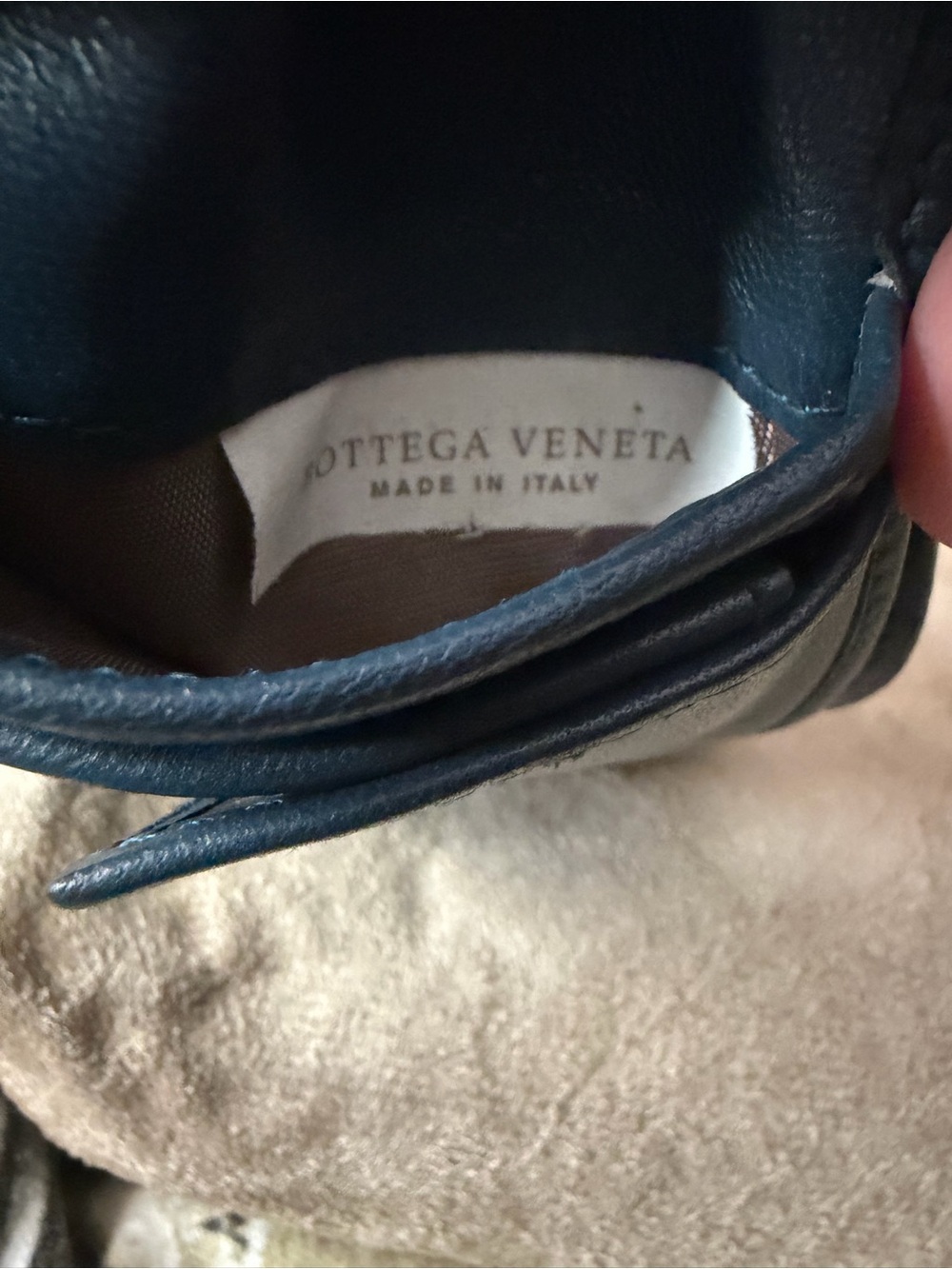 Bottega Veneta Black & Navy Blue Intrecciato Leather Bi-Fold Wallet, Classy! - Picture 8 of 16